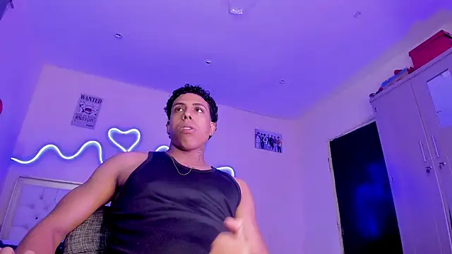 Snapshot of Glader31 chatting on 17, 11, 2025 Glader31 online show from 17, 11, 2025