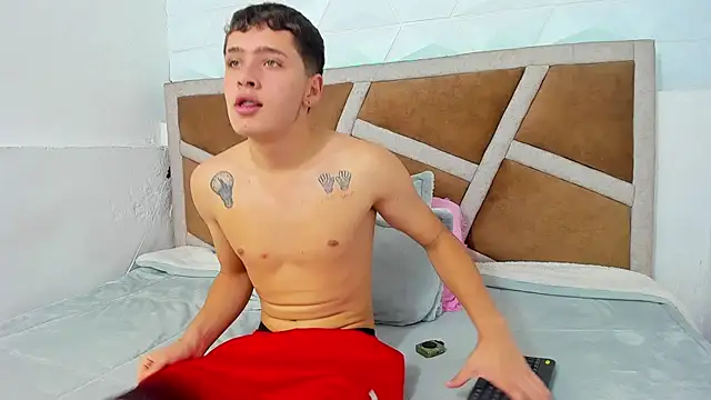 Julian wolf18 online show from 21, 11, 2025