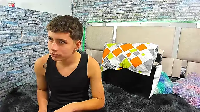 Julian wolf18 online show from 27, 9, 2025