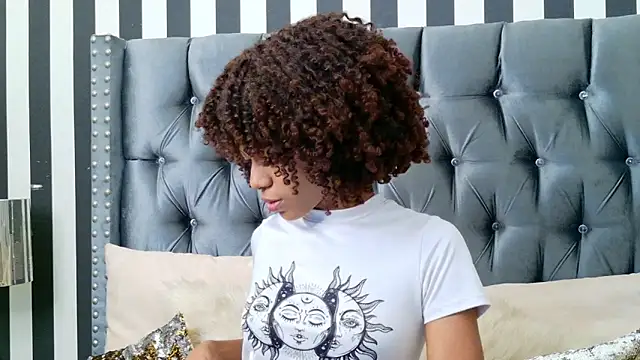 Stellaciel  online show from 16, 12, 2025