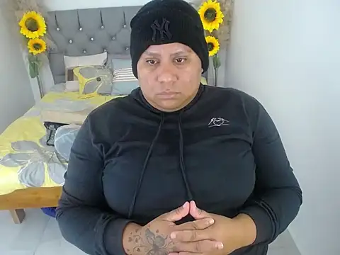 hotlesby valery online show from 2, 12, 2025