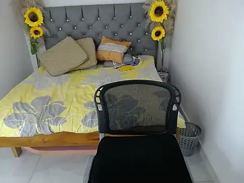 hotlesby valery online show from 17, 1, 2026