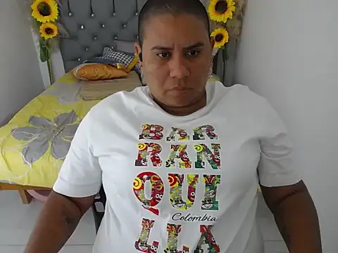 hotlesby valery online show from 10, 2, 2026