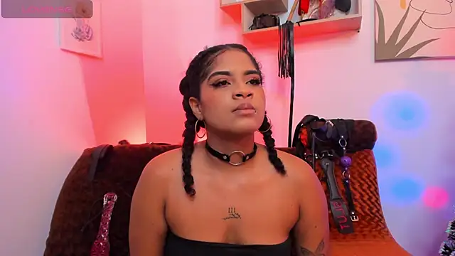 Snapshot of camilafoox7 chatting on 20, 12, 2025 camilafoox7 online show from 20, 12, 2025