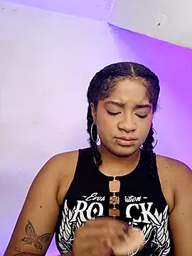 Snapshot of camilafoox7 chatting on 6, 10, 2025 camilafoox7 online show from 6, 10, 2025