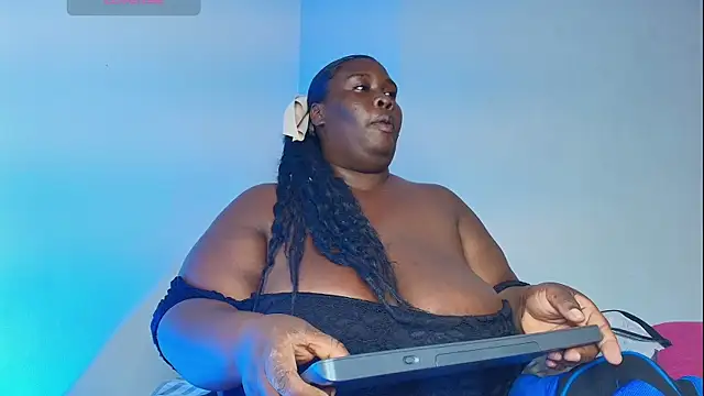 CarolinaGomez  online show from 6, 1, 2026