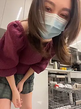 Snapshot of fioralba chatting on 19, 10, 2025 fioralba online show from 19, 10, 2025