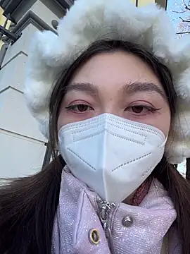 Snapshot of fioralba chatting on 11, 1, 2026 fioralba online show from 11, 1, 2026