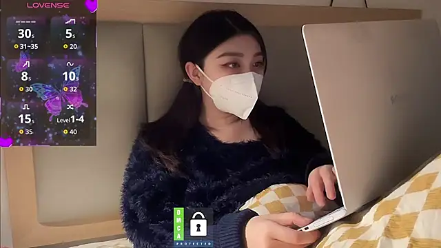 Snapshot of fioralba chatting on 12, 1, 2026 fioralba online show from 12, 1, 2026