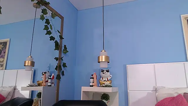 PenelopeBond online show from 20, 10, 2025