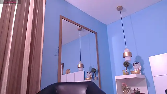 PenelopeBond online show from 30, 9, 2025