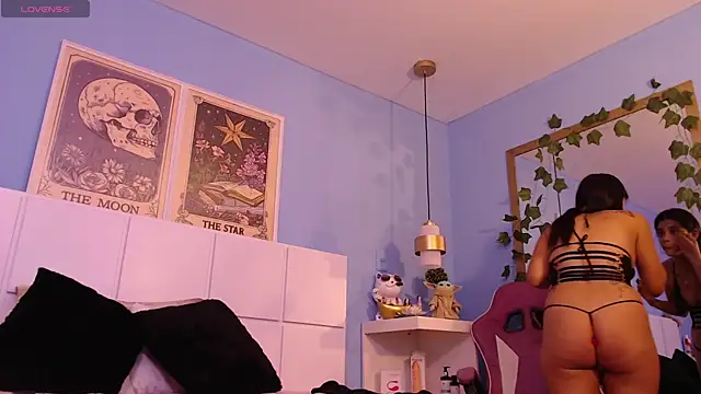 PenelopeBond online show from 24, 11, 2025