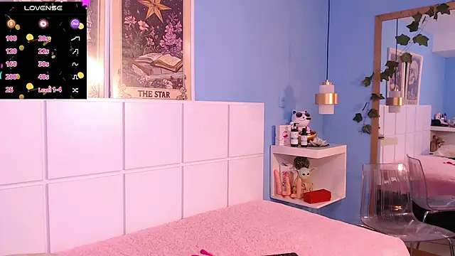 PenelopeBond online show from 7, 11, 2025