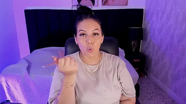 camiladuke7 online show from 15, 11, 2025