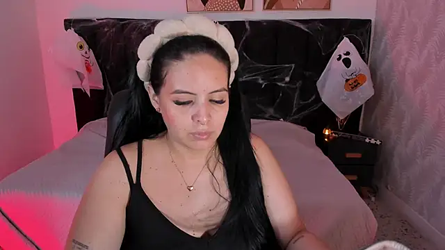 camiladuke7 online show from 28, 10, 2025