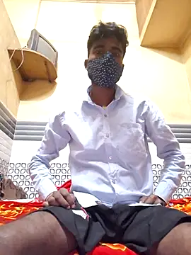 Snapshot of kkshan0923 chatting on 11, 11, 2025 kkshan0923 online show from 11, 11, 2025