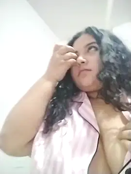 Carolceleste24 online show from 2, 12, 2025