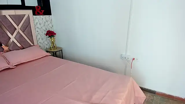 Snapshot of sarita_princess7 chatting on 20, 12, 2025 sarita princess7 online show from 20, 12, 2025