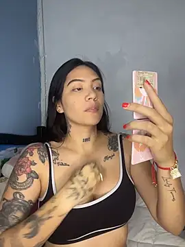 liahouses online show from 9, 11, 2025