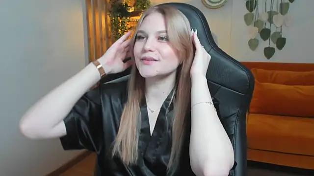 AriaWell online show from 16, 10, 2025