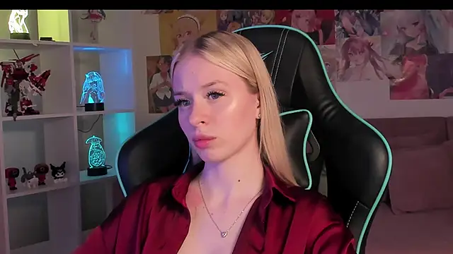 MiaGraces online show from 15, 11, 2025