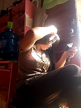 cunconcute online show from 2, 10, 2025