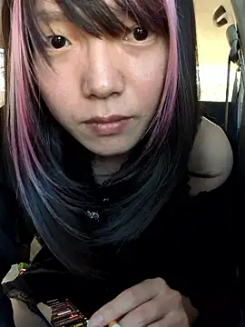 takusaki223 online show from 27, 9, 2025