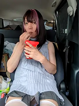 takusaki223 online show from 21, 9, 2025