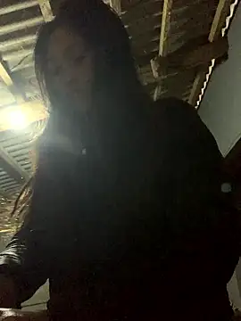 Halyy xx online show from 12, 1, 2026