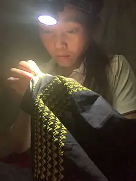 Halyy xx online show from 7, 11, 2025