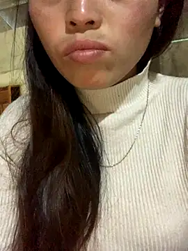 Halyy xx online show from 8, 11, 2025