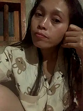 Halyy xx online show from 2, 10, 2025