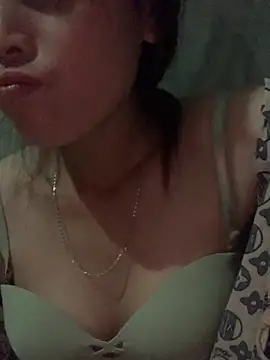 Halyy xx online show from 19, 10, 2025