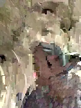 Halyy xx online show from 7, 10, 2025