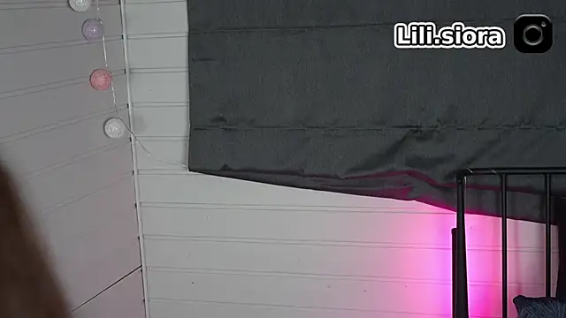 Peachxlush online show from 25, 5, 2026