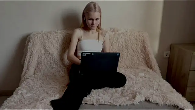 TwinedPeril online show from 28, 11, 2025