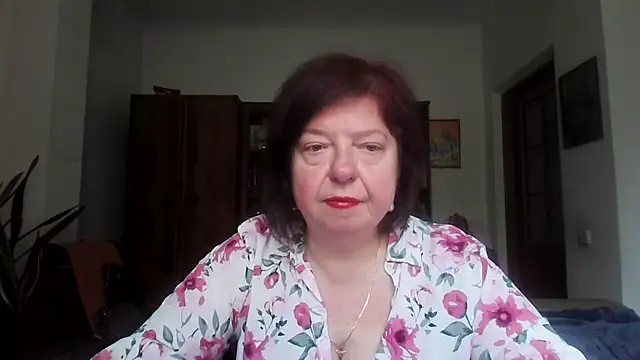 Violet Pulse online show from 13, 5, 2026
