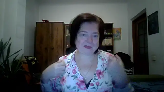 Violet Pulse online show from 3, 12, 2025