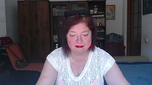 Snapshot of Violet_Pulse chatting on 2, 7, 2026 Violet Pulse online show from 2, 7, 2026