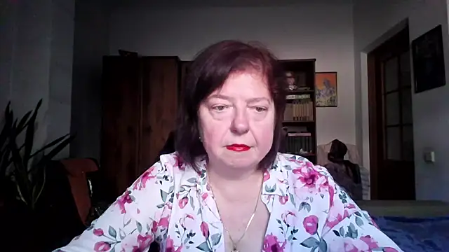 Violet Pulse online show from 15, 4, 2026