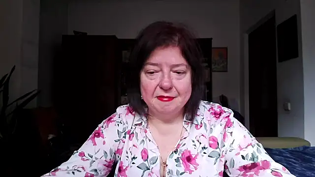 Violet Pulse online show from 8, 4, 2026