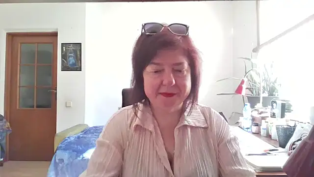 Violet Pulse online show from 20, 4, 2026