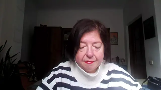 Violet Pulse online show from 8, 10, 2025