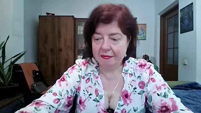 Violet Pulse online show from 11, 5, 2026
