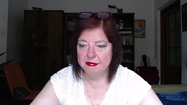 Snapshot of Violet_Pulse chatting on 27, 6, 2026 Violet Pulse online show from 27, 6, 2026