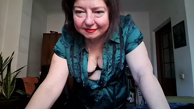 Snapshot of Violet_Pulse chatting on 17, 1, 2026 Violet Pulse online show from 17, 1, 2026