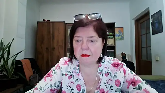 Violet Pulse online show from 25, 3, 2026