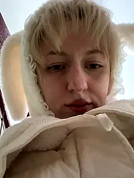 RonnieKiss online show from 3, 10, 2025