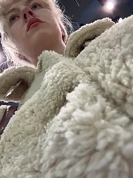 RonnieKiss online show from 11, 11, 2025