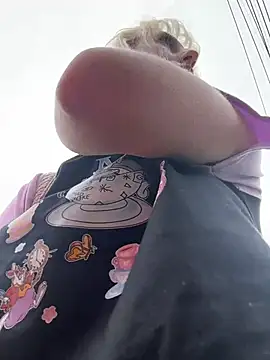 RonnieKiss online show from 8, 2, 2026